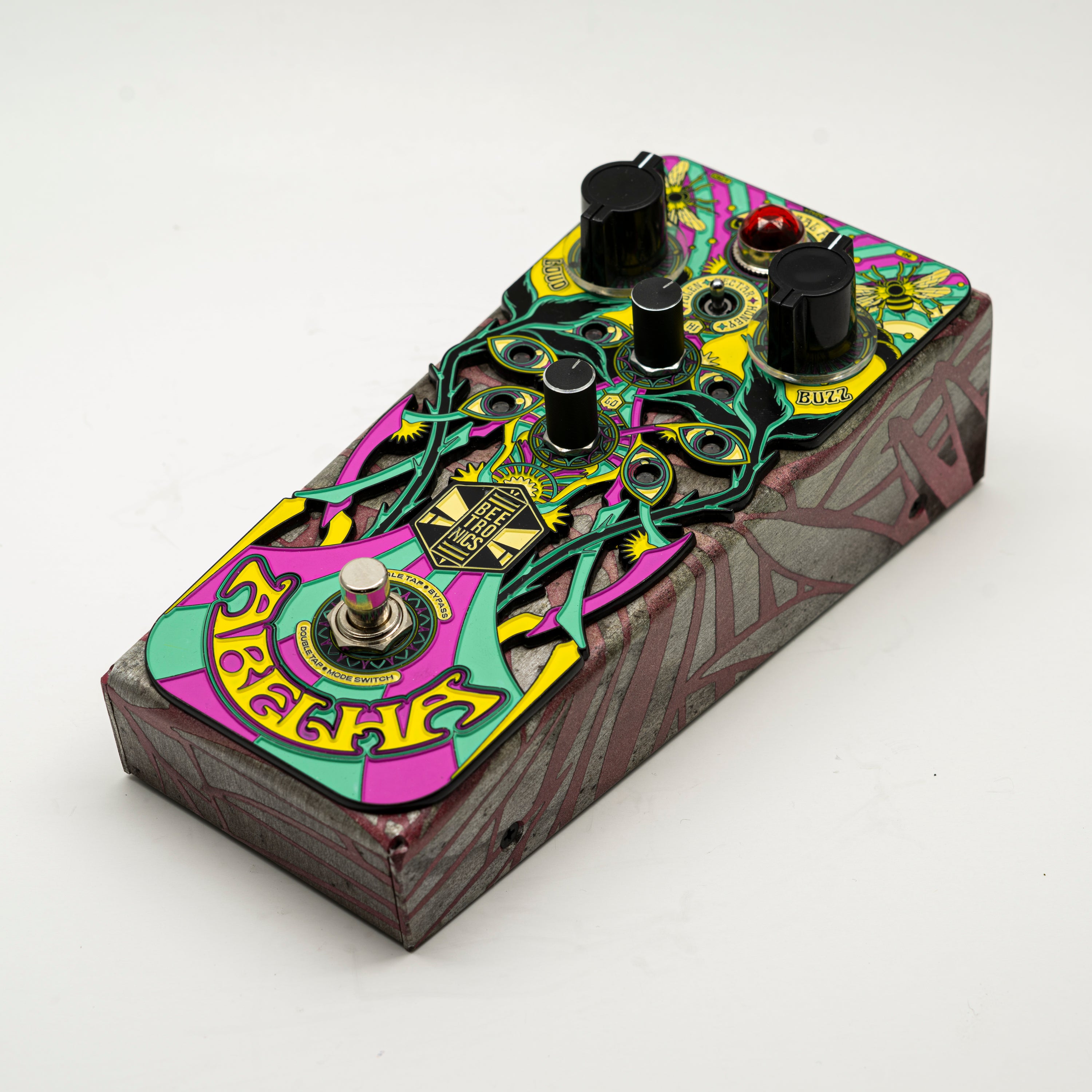 Abelha Tropical Fuzz • Custom Shop <p> AB0009
