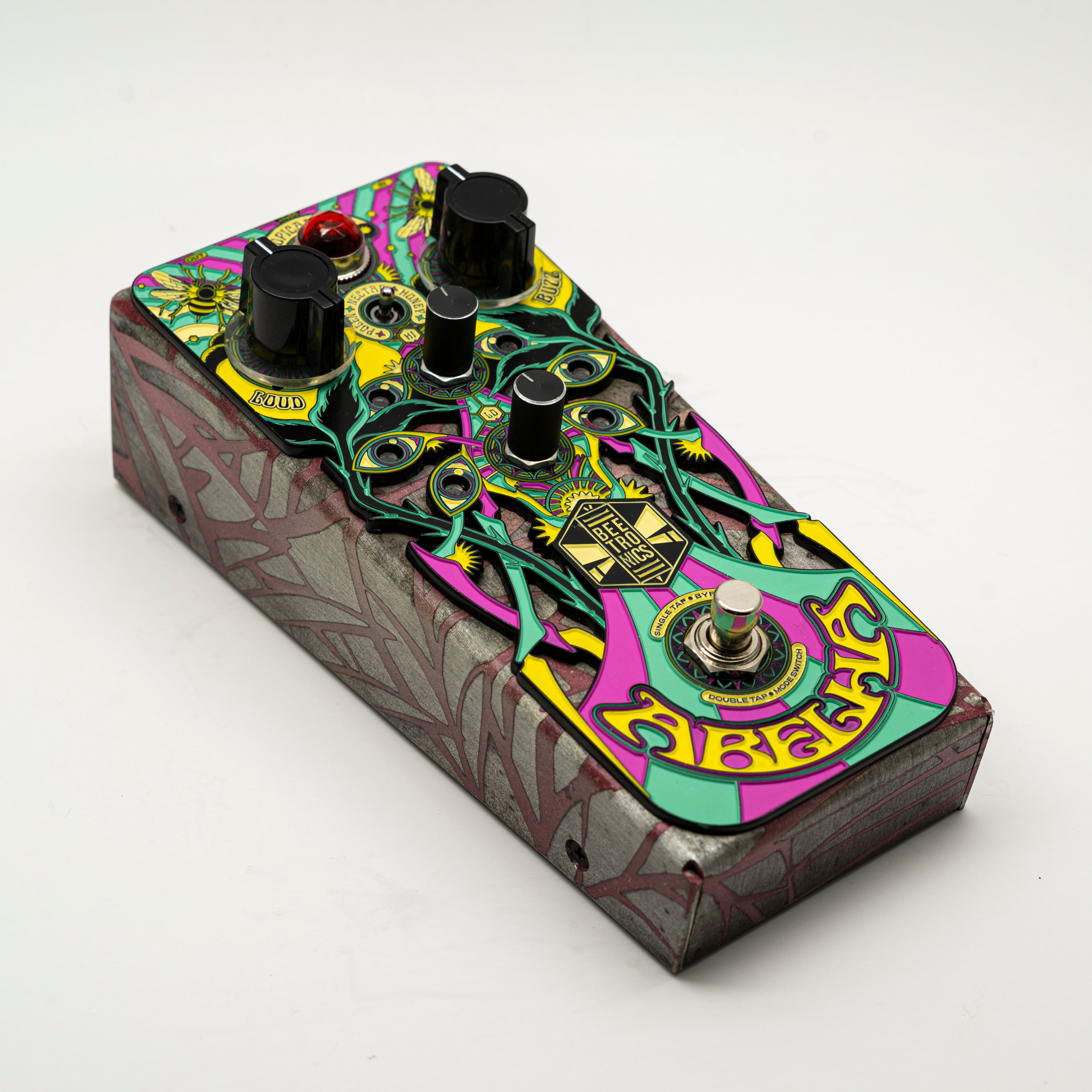 Abelha Tropical Fuzz • Custom Shop <p> AB0009