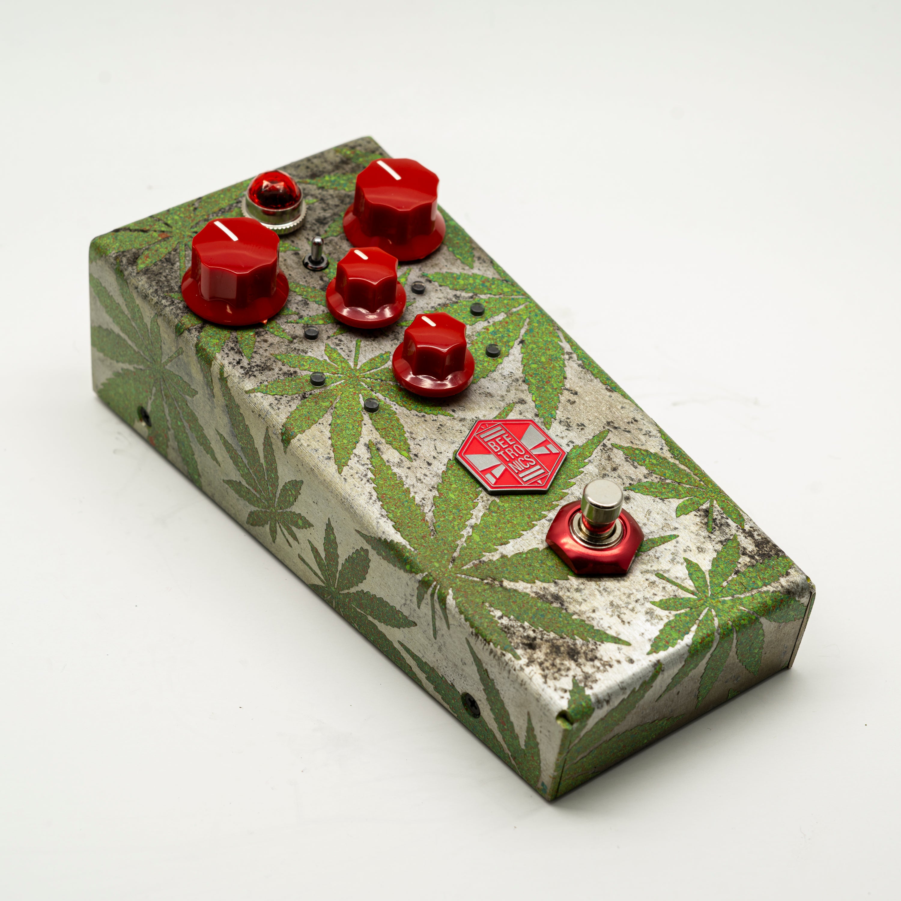 Abelha Tropical Fuzz • Custom Shop <p> AB0013