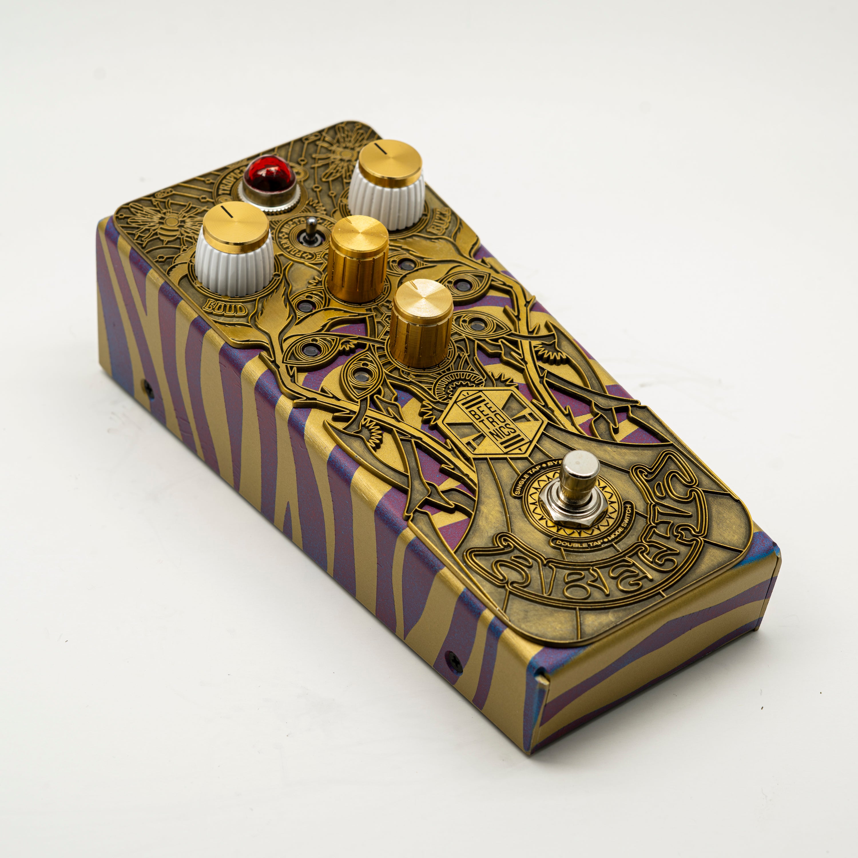 Abelha Tropical Fuzz • Custom Shop <p> AB0021