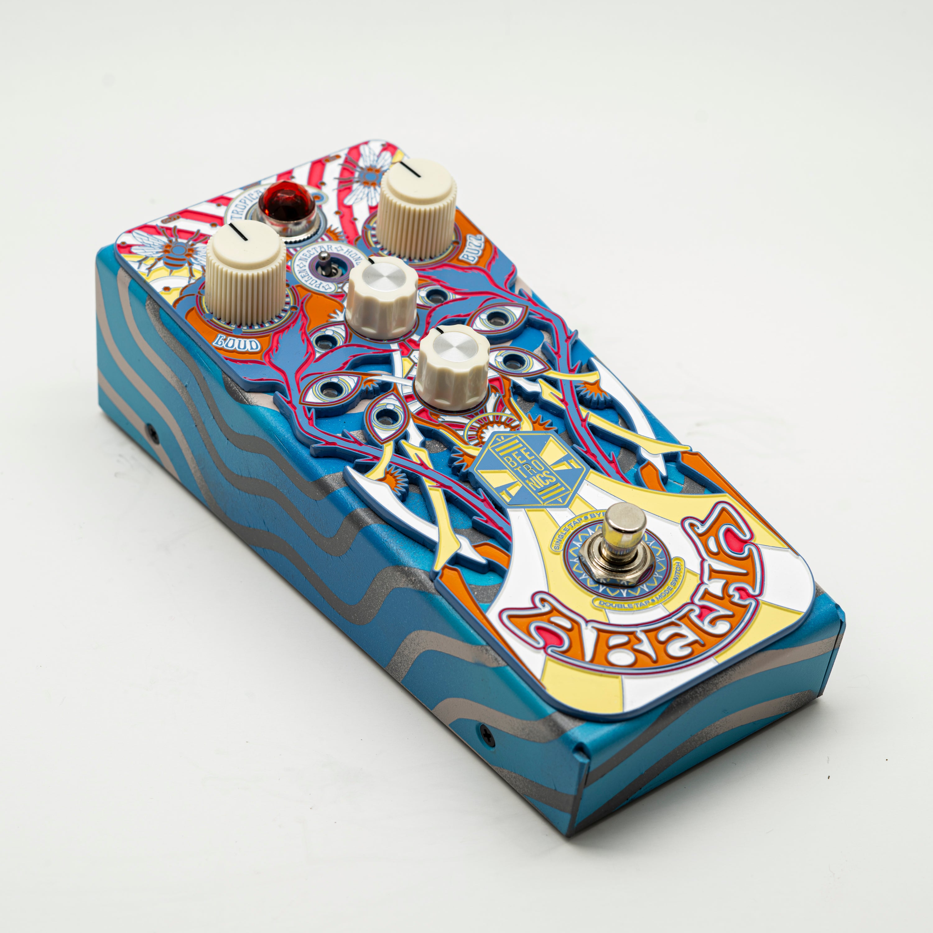 Abelha Tropical Fuzz • Custom Shop <p> AB0026