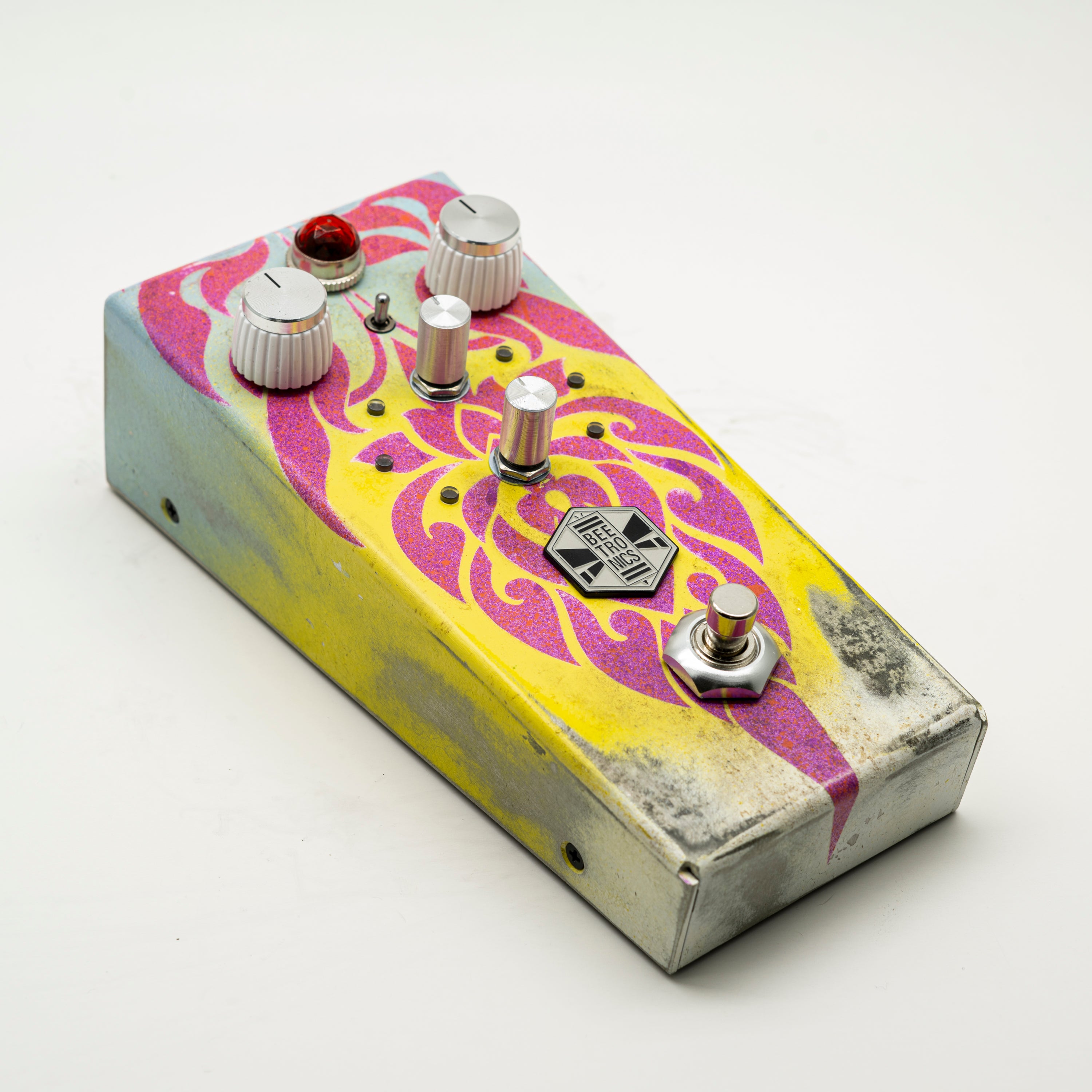 Abelha Tropical Fuzz • Custom Shop <p> AB0037
