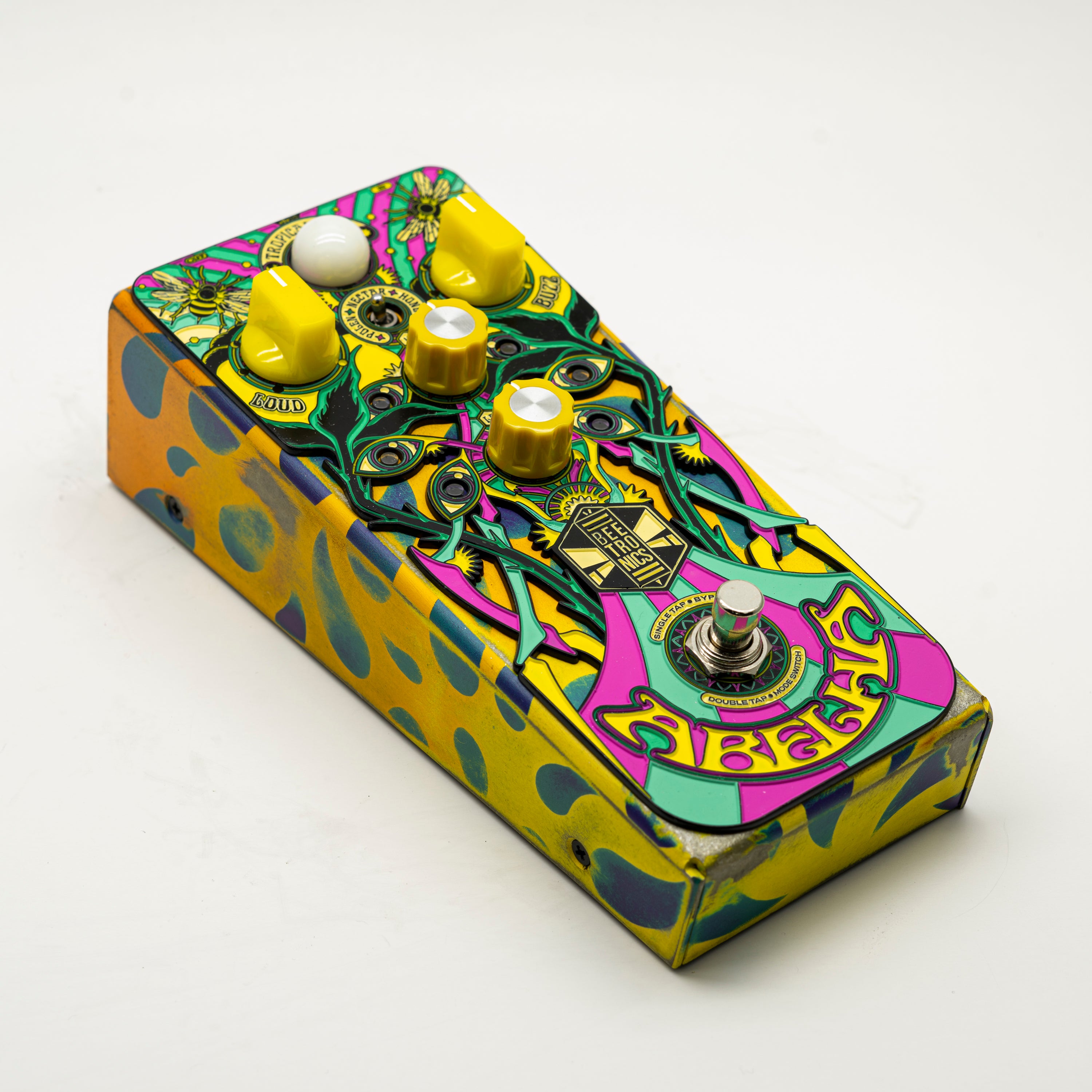 Abelha Tropical Fuzz • Custom Shop <p> AB0046