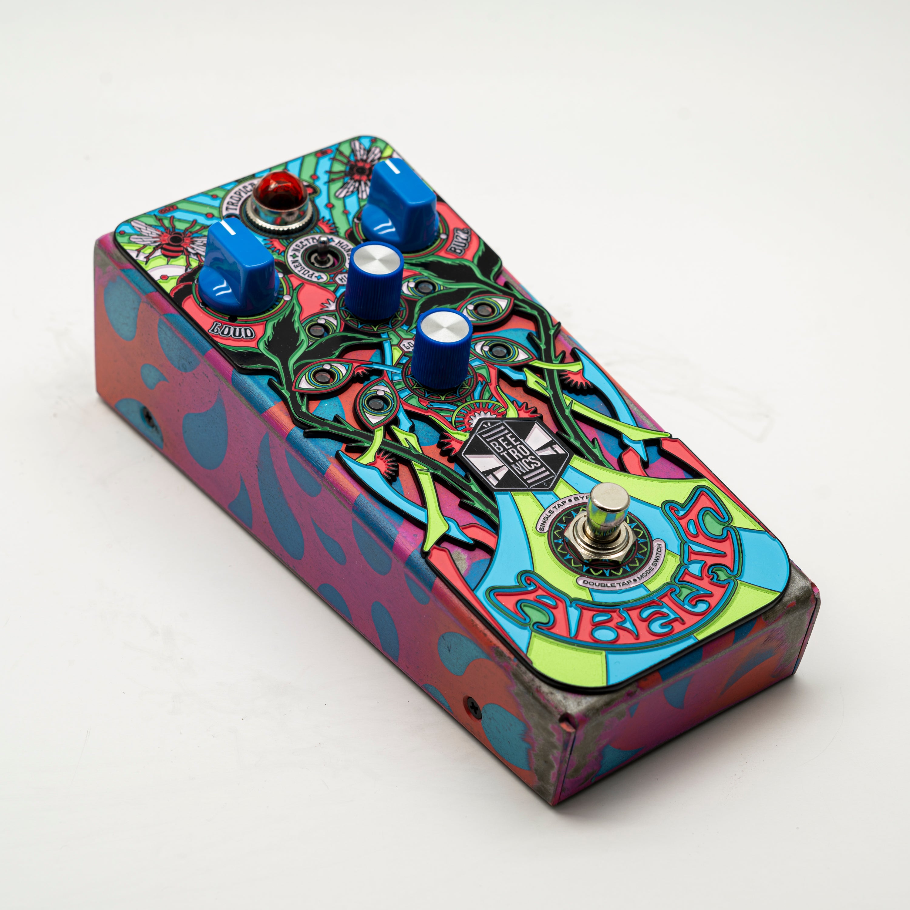 Abelha Tropical Fuzz • Custom Shop <p> AB0051