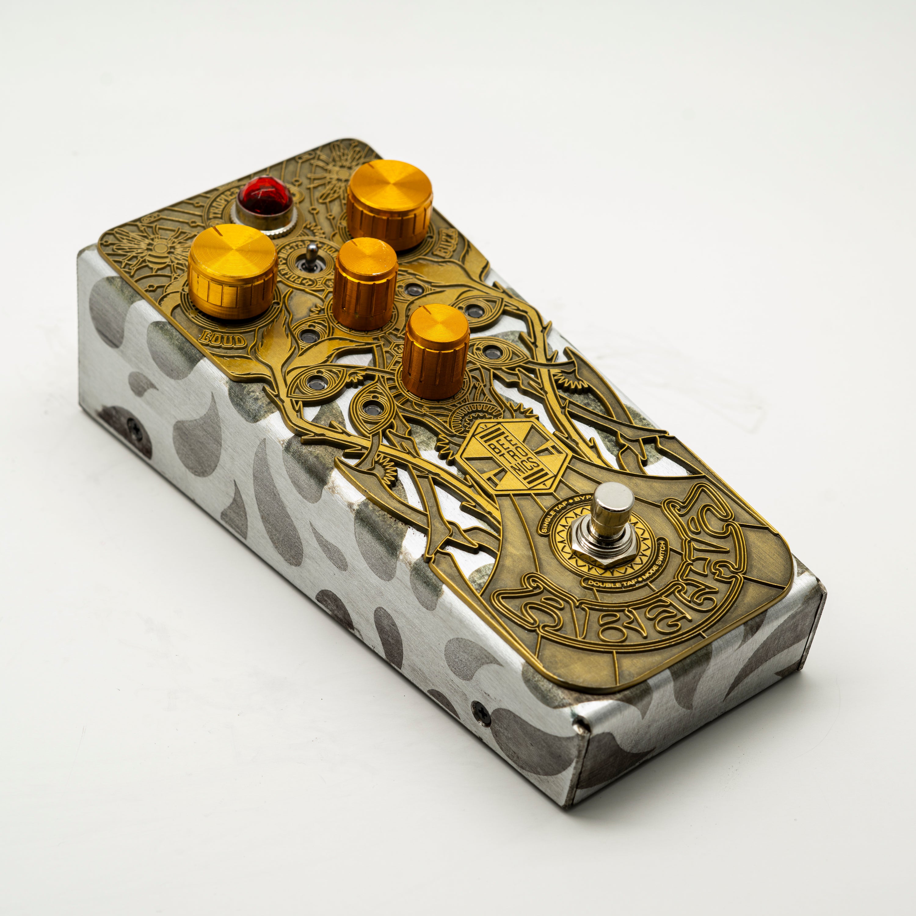 Abelha Tropical Fuzz • Custom Shop <p> AB0052