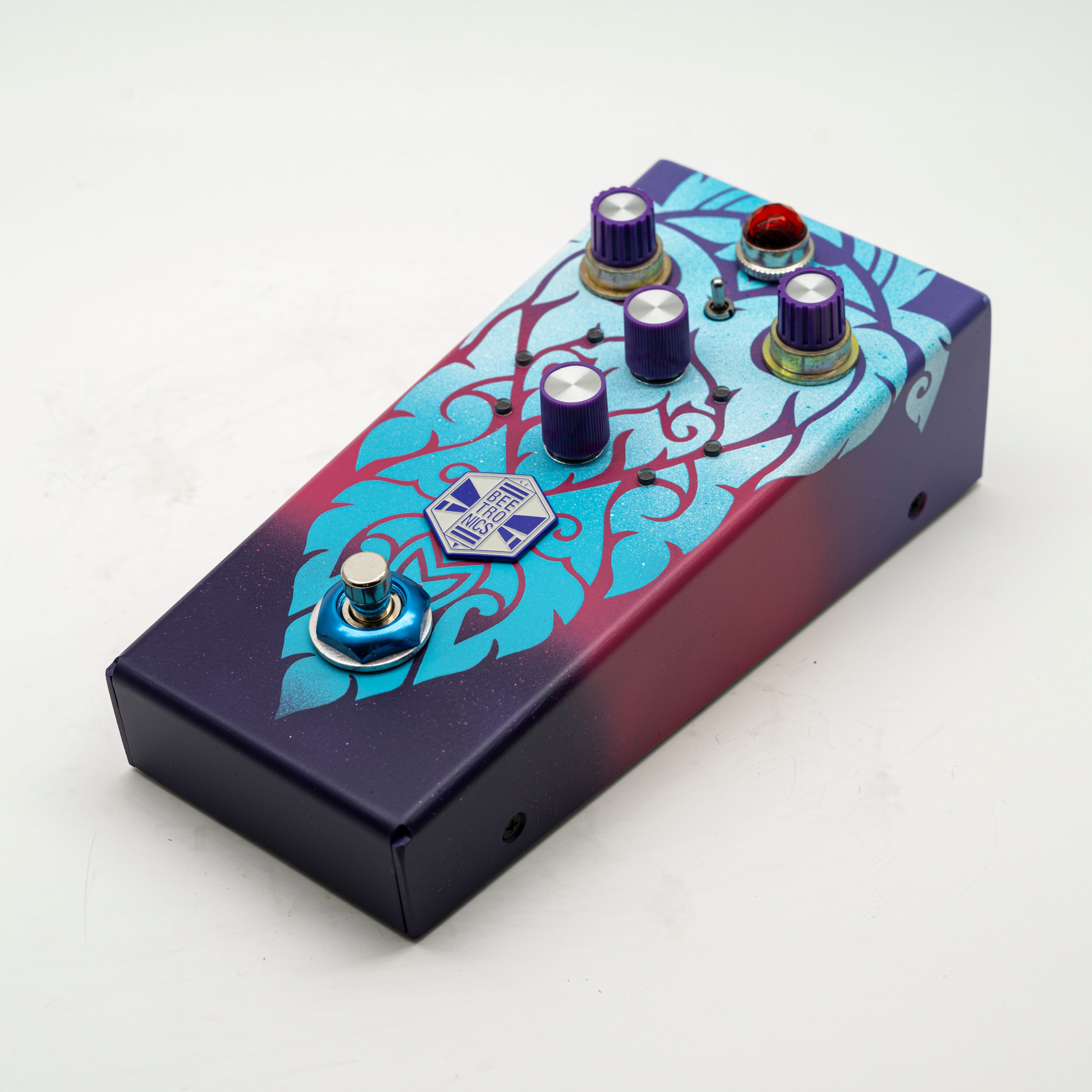 Abelha Tropical Fuzz • Custom Shop <p> AB0088