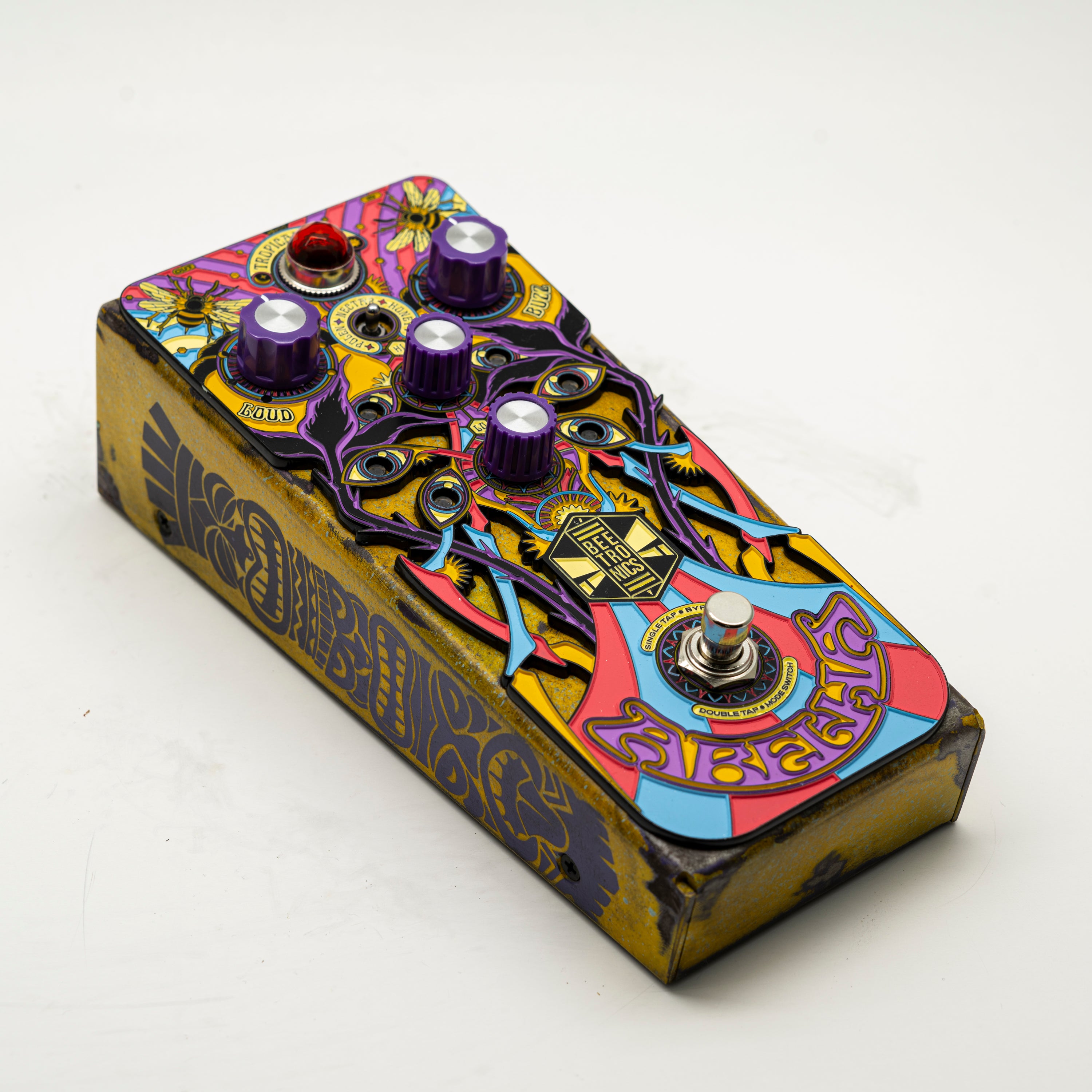Abelha Tropical Fuzz • Custom Shop <p> AB0099