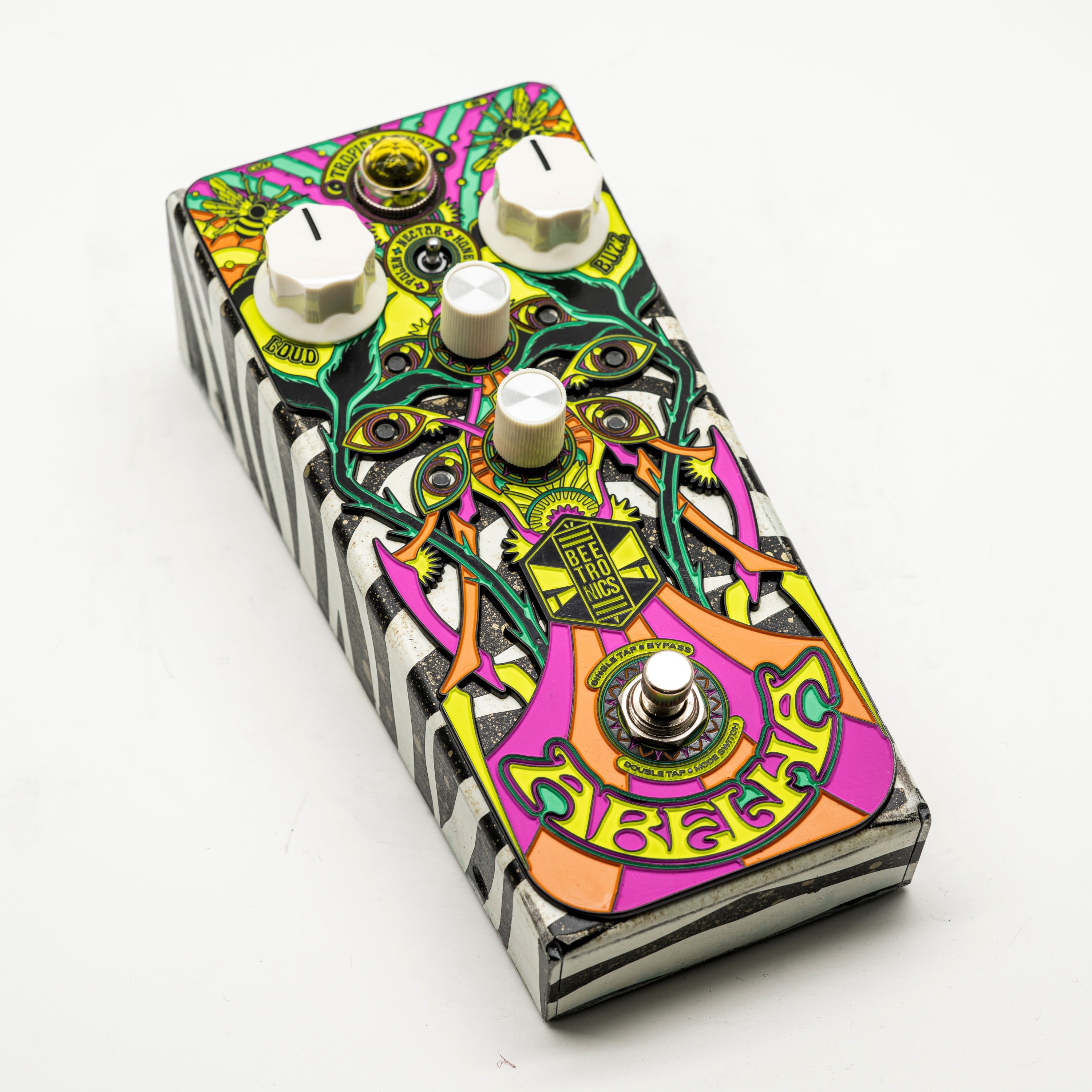 Abelha Tropical Fuzz • Custom Shop • AB0821