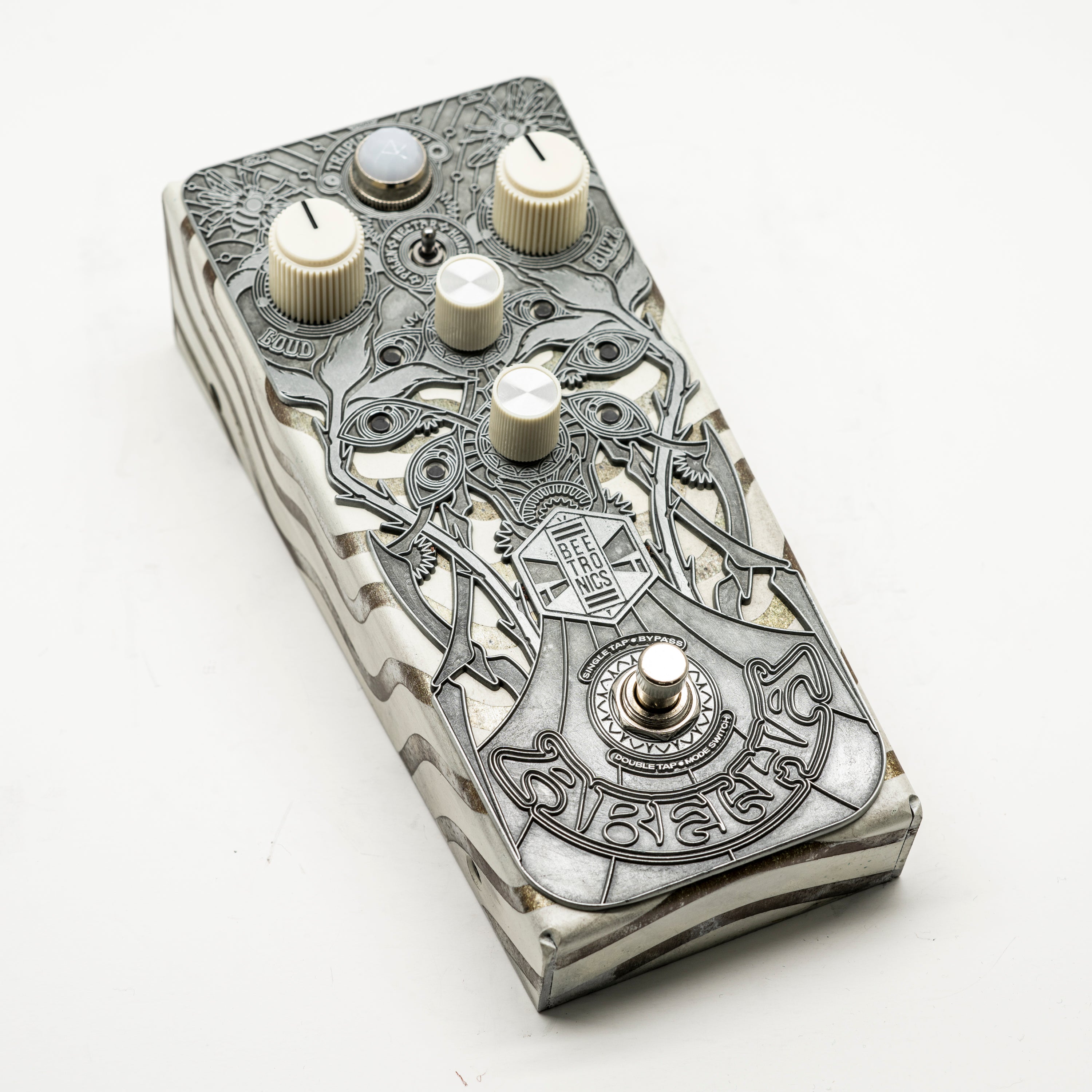 Abelha Tropical Fuzz • Custom Shop • AB0824