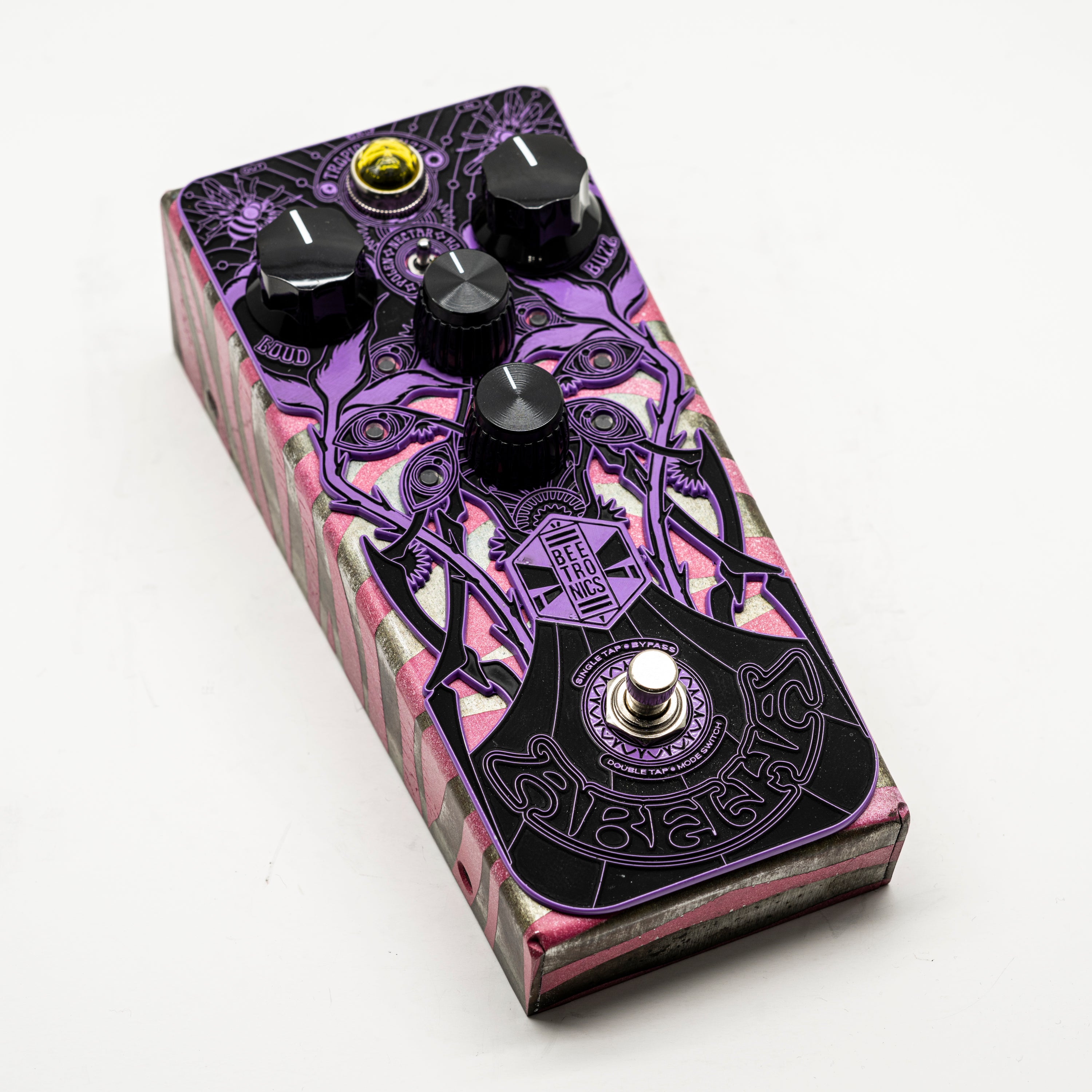 Abelha Tropical Fuzz • Custom Shop • AB0826