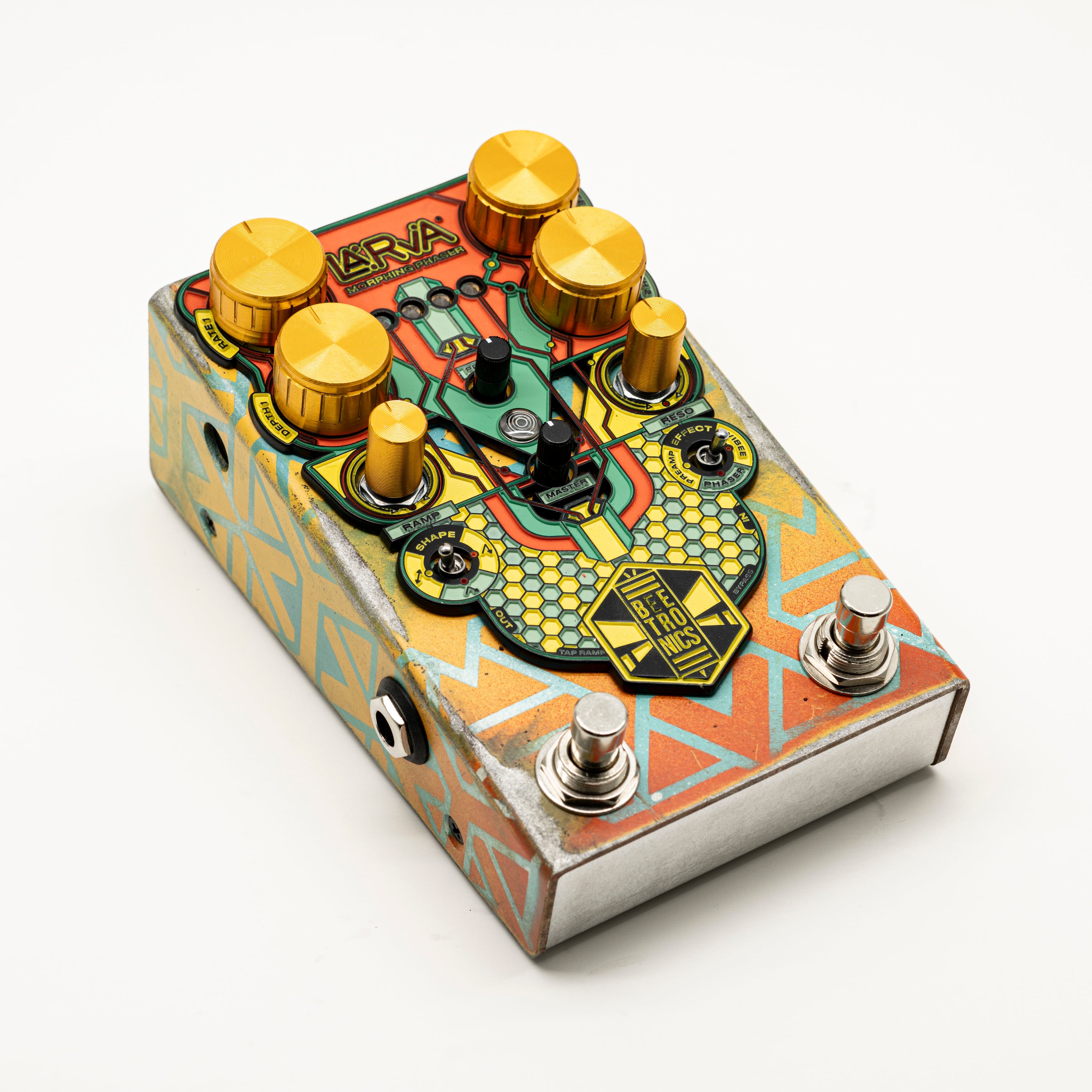 LARVA Morphing Phaser • Custom Shop • 0004