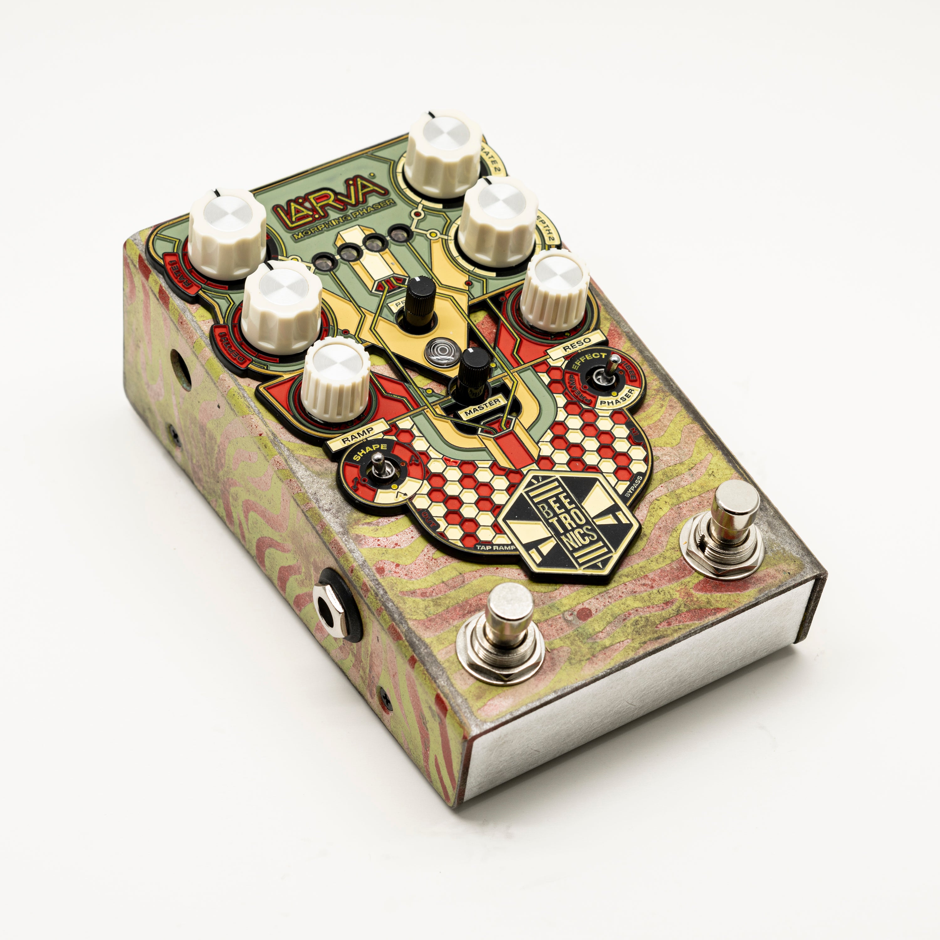 LARVA Morphing Phaser • Custom Shop • 0005