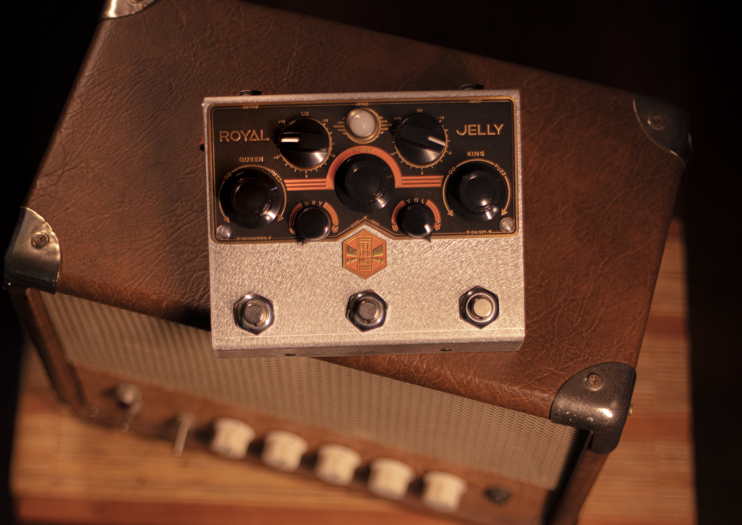 Beetronics Royal Jelly Review - Premier Guitar