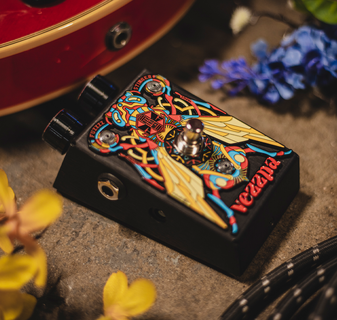 Beetronics FX Vezzpa Octave Stinger Fuzz Pedal | Sweetwater