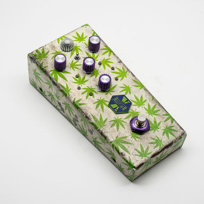 Abelha Tropical Fuzz • Custom Shop • 420