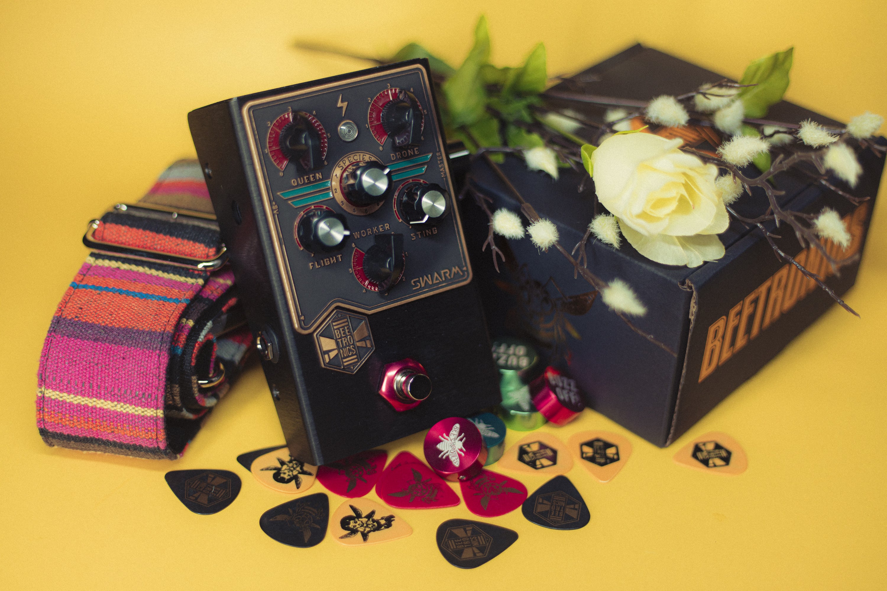 Swarm Fuzz Harmonizer • Custom Shop • SW2978 – Beetronics
