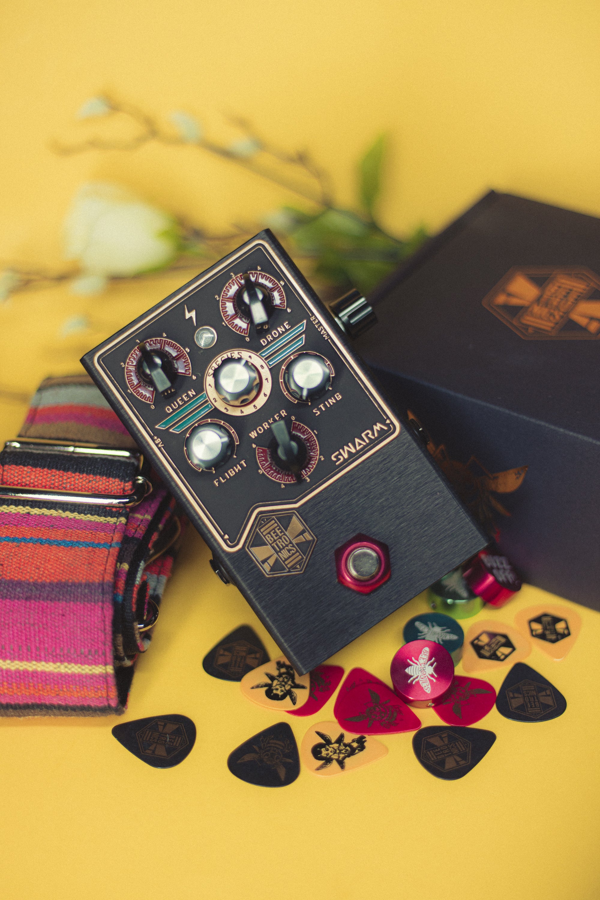Swarm Fuzz Harmonizer • Custom Shop • SW2978 – Beetronics